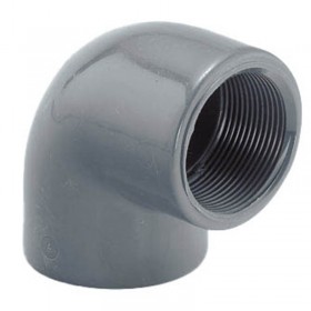 PVC 90° koleno s priemerom 63 mm. Pripojenie lepenie-vnútorný závit.